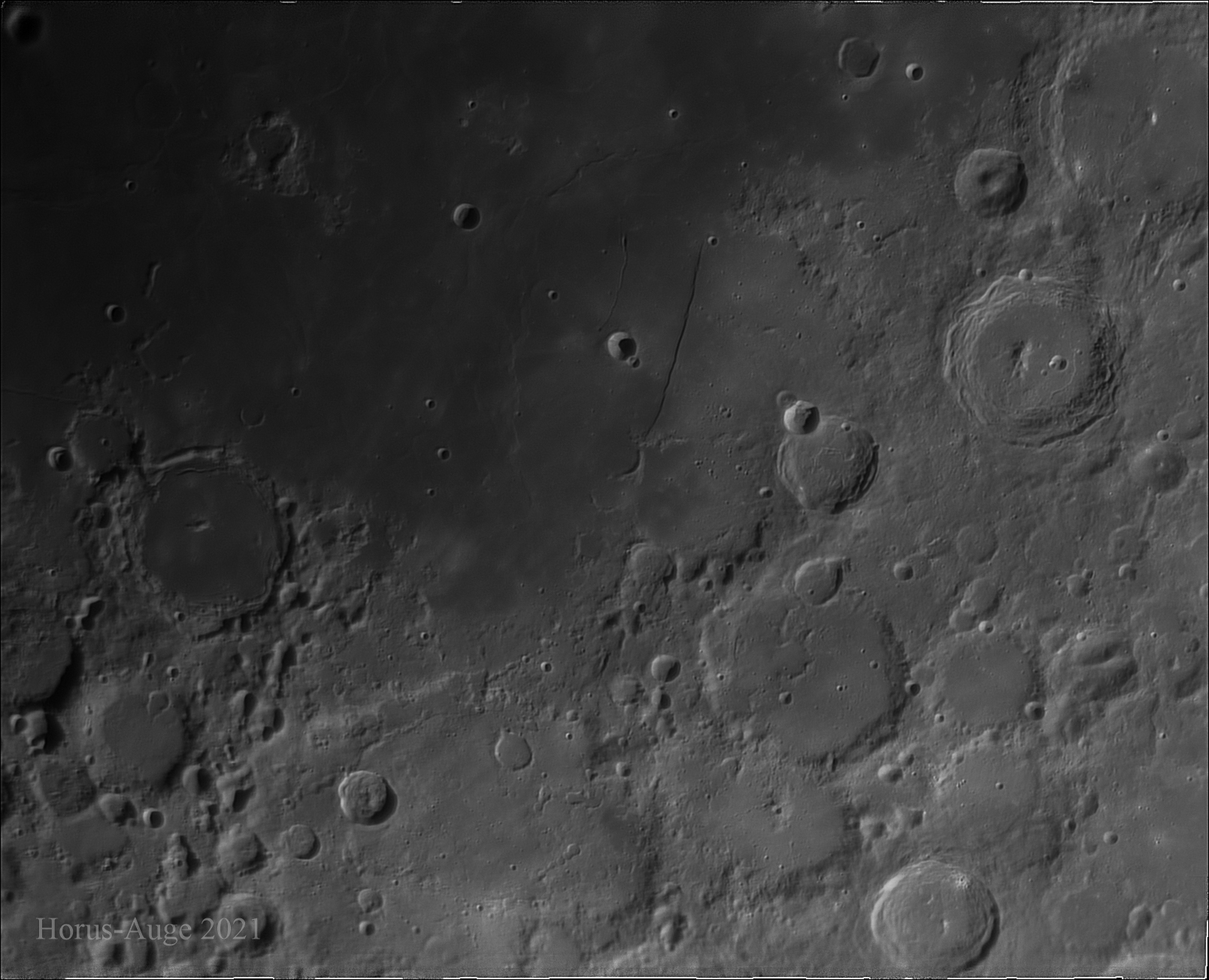 Mond_Rupes Recta.jpg