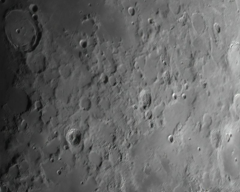 Mond_Topaz100.jpg