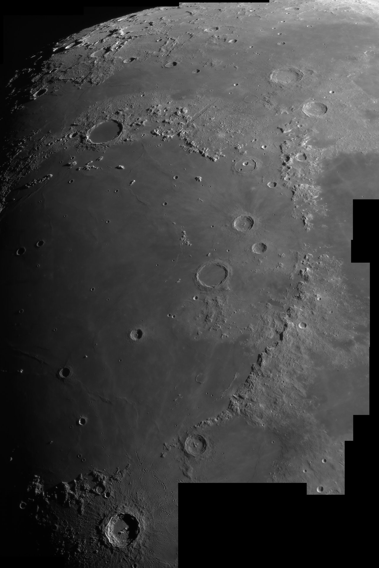 Mondmosaik_Alpen_bis_Kopernikus_ICE_GDB_20210421_2000.jpg