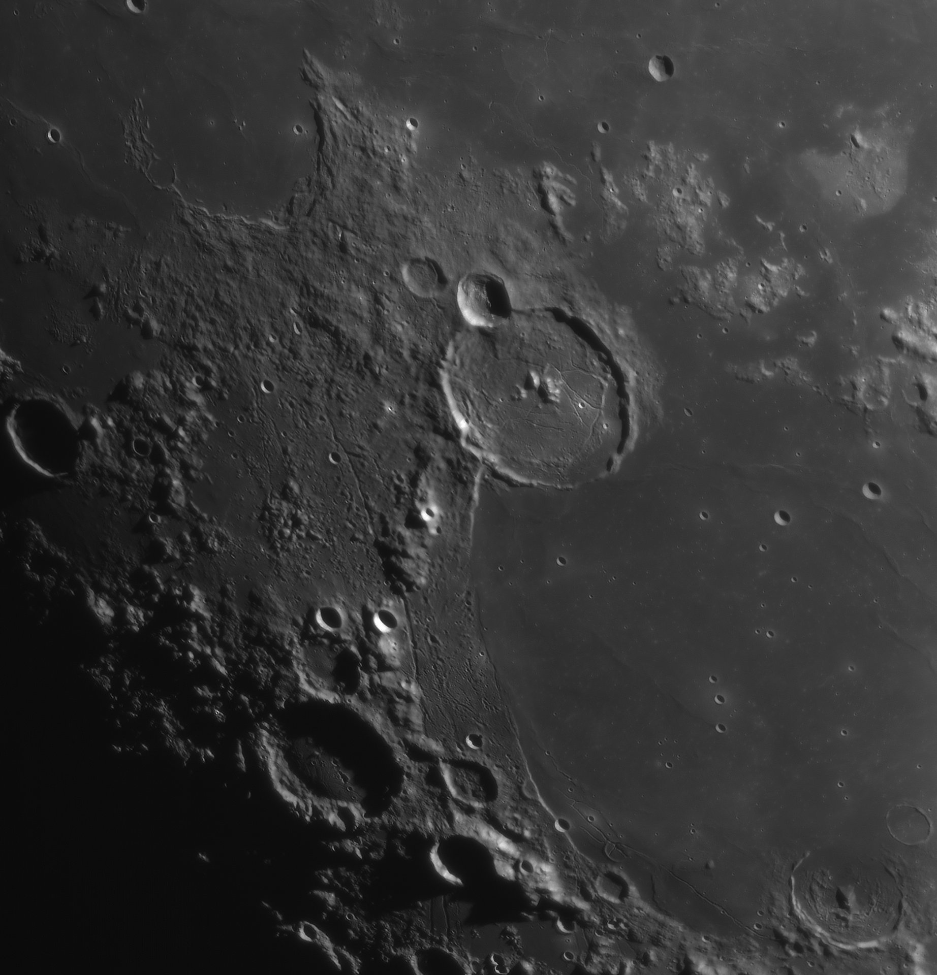 Mondmosaik_Mare_Humorum_ICE_GDB_IR_20210423_2800A.jpg