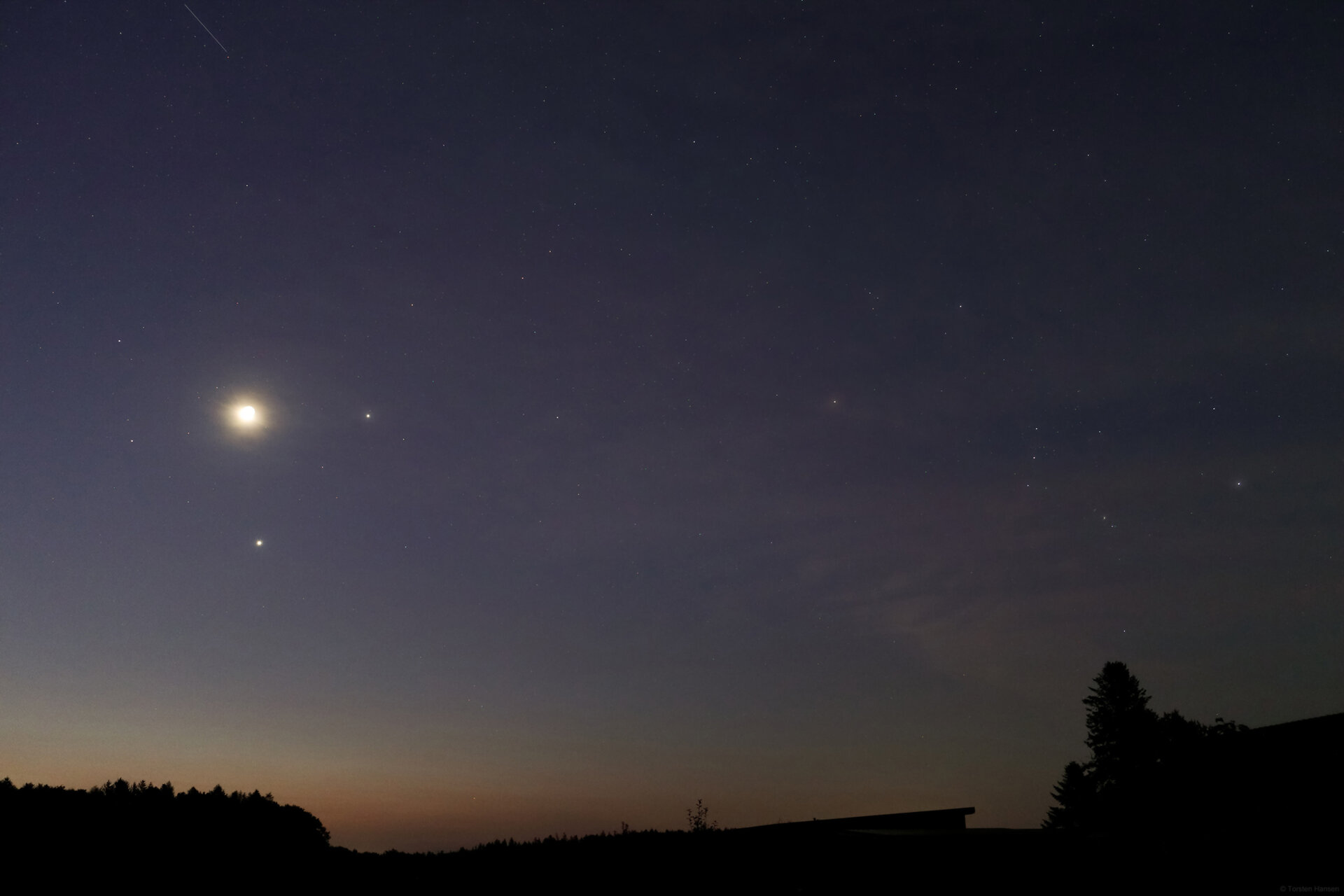 MondVenusJupiter20250820B0009f31mmA3MP.jpg