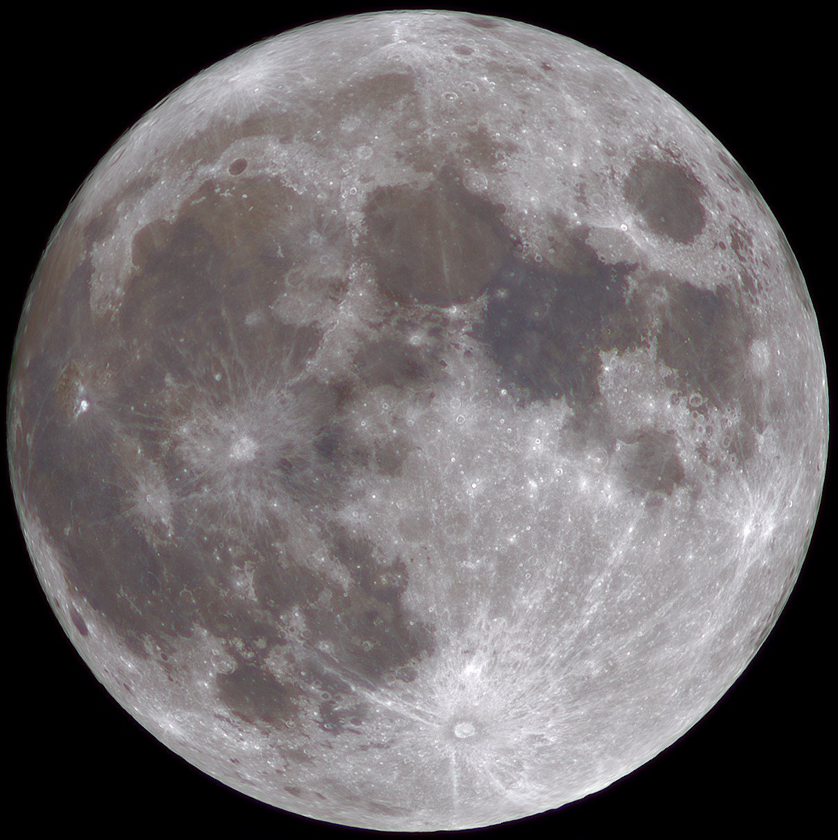 Moon_010426_232136_L_Exposure=6.2ms_Gain=140_lapl5_ap922_stitch_6g3sh.jpg