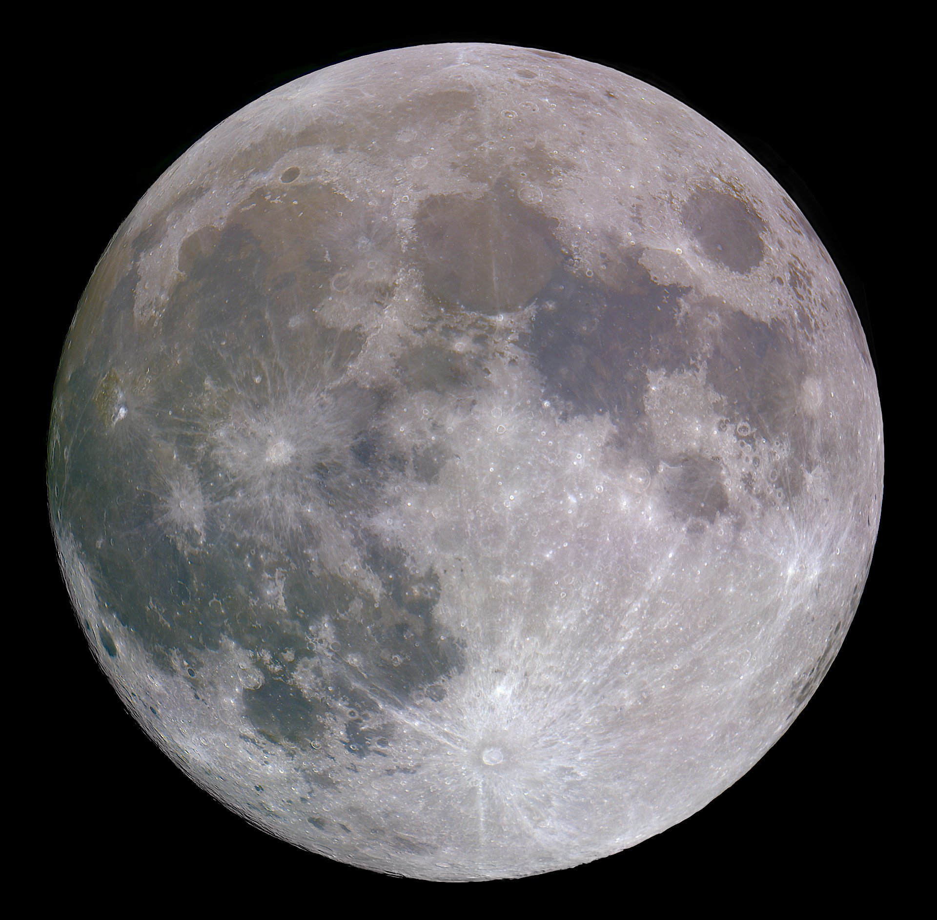 Moon_130325_214952-farbec.jpg