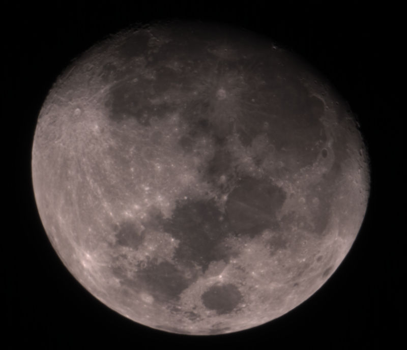 Moon_171021_231240_g4_ap394.jpg