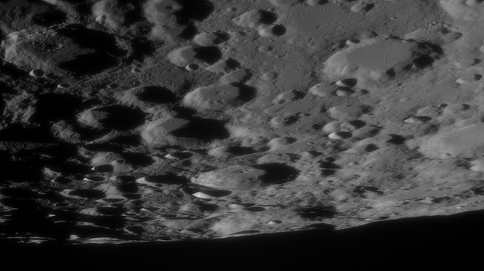 Moon_180124_200857_lapl5_ap801_4g1.jpg