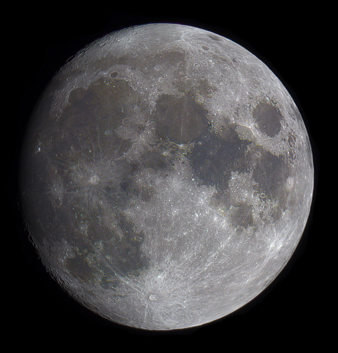 Moon_181021_210019300mmp150c.jpg