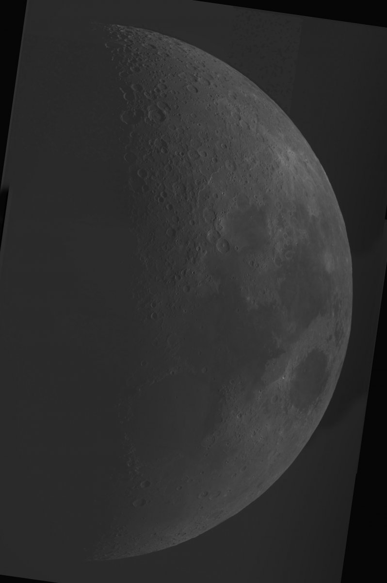 Moon_181834_l2_ap243.jpg