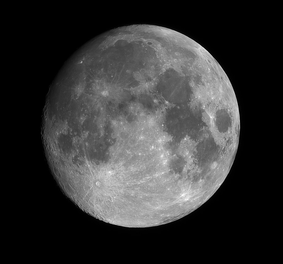 Moon_251123_215506-135mm-p150c.jpg