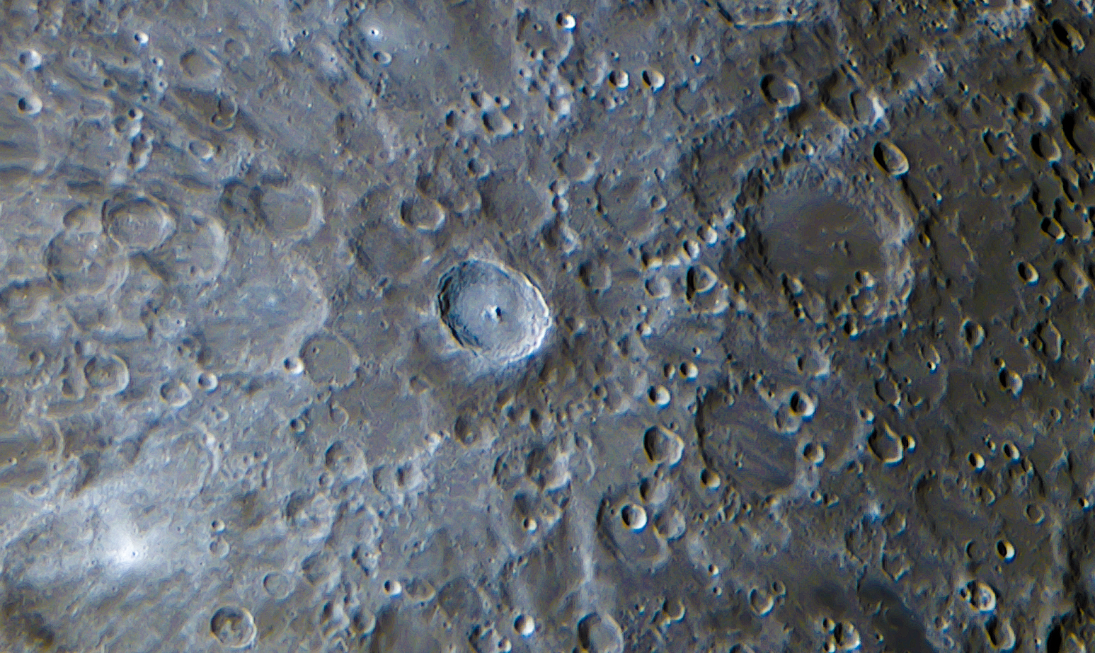 Moon_zoomed_in1.PNG
