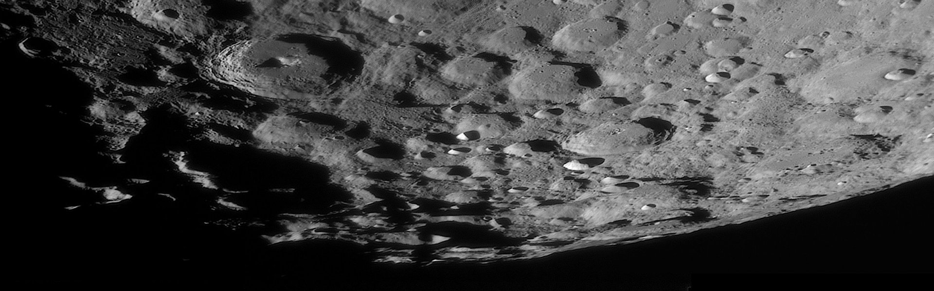 moretus_010323_182733mosaikc.jpg