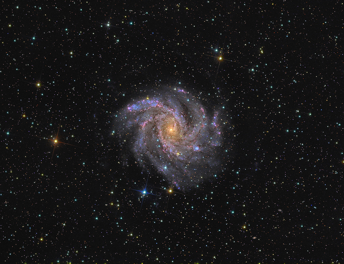 N6946e.jpg