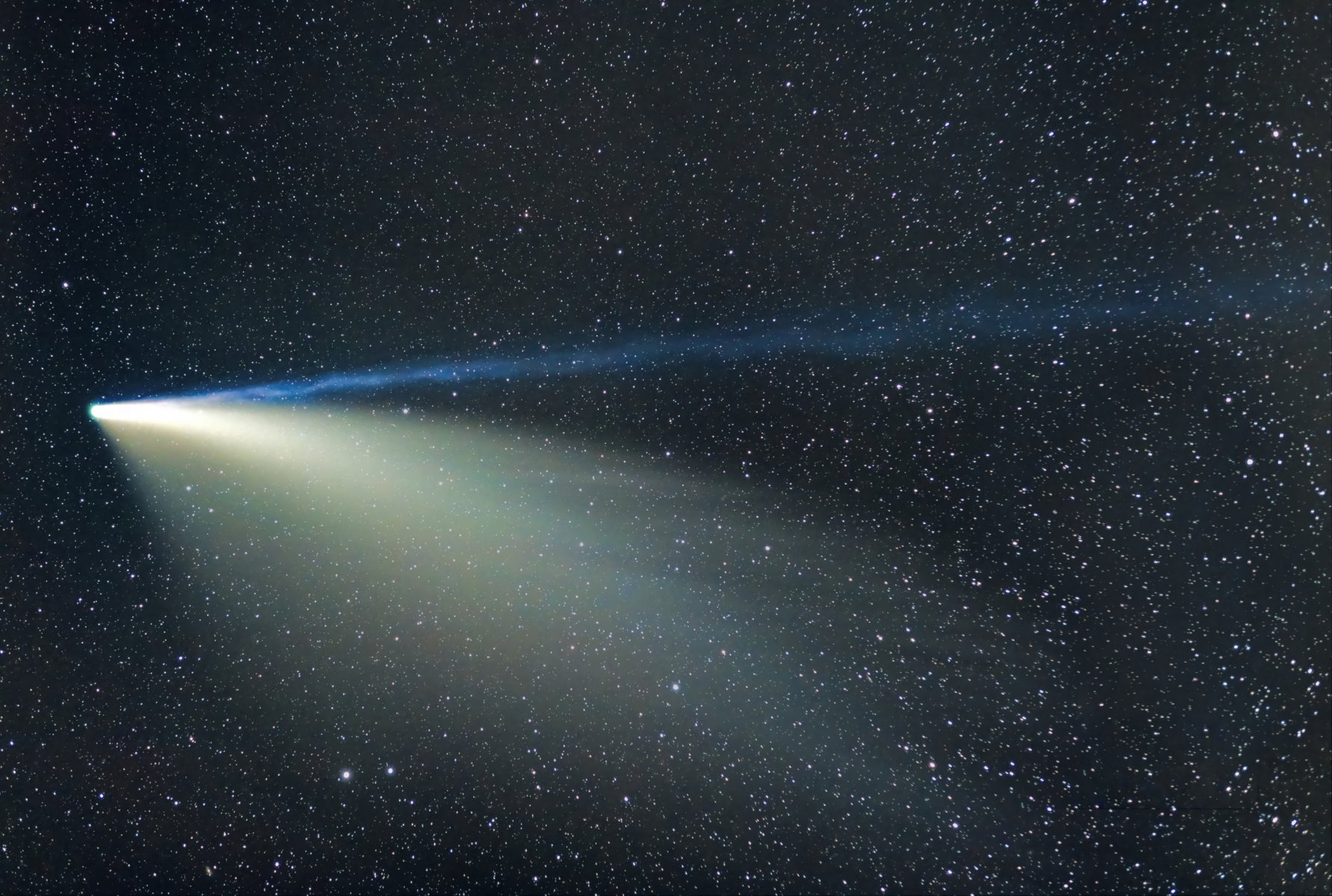 Neowise_24x30s_Speckalm final2.jpg