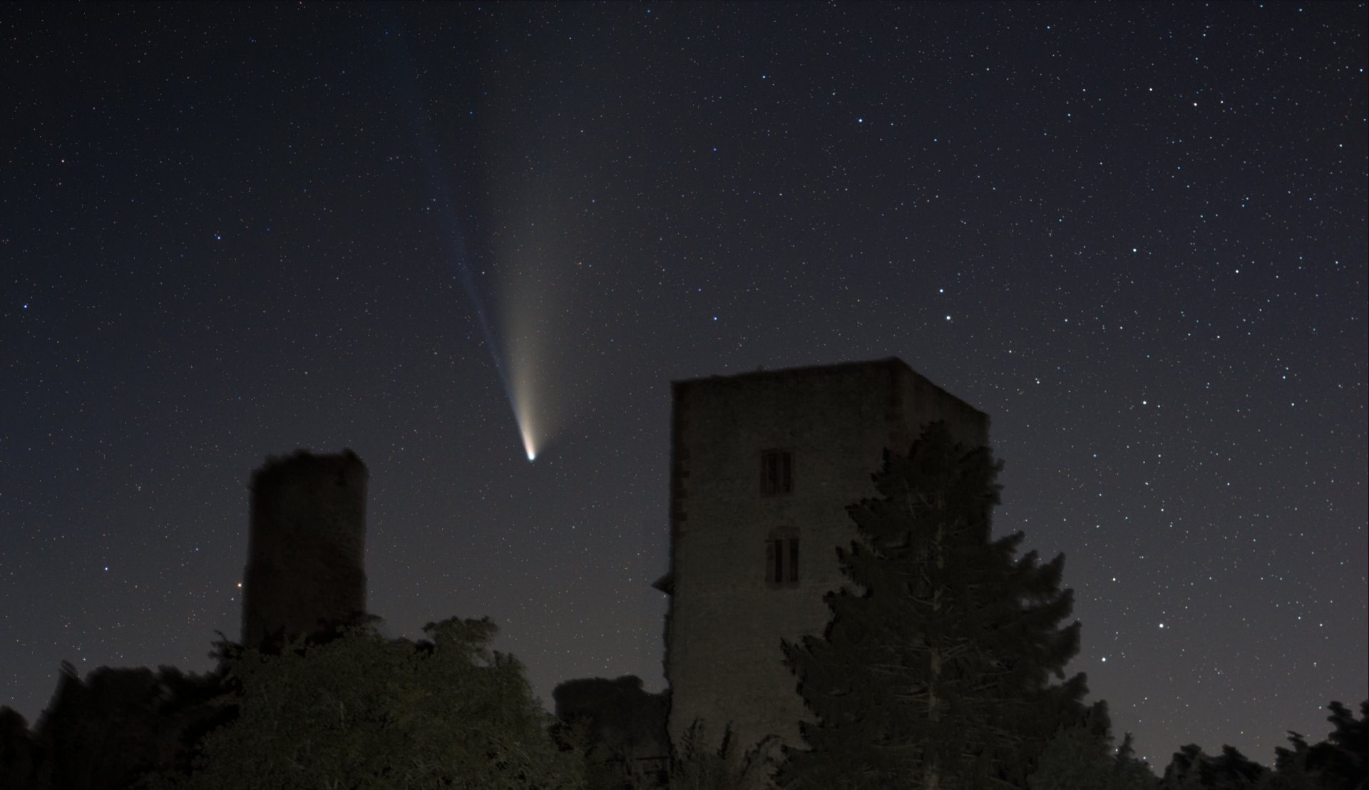 Neowise_Brandenburg_22072020.jpg
