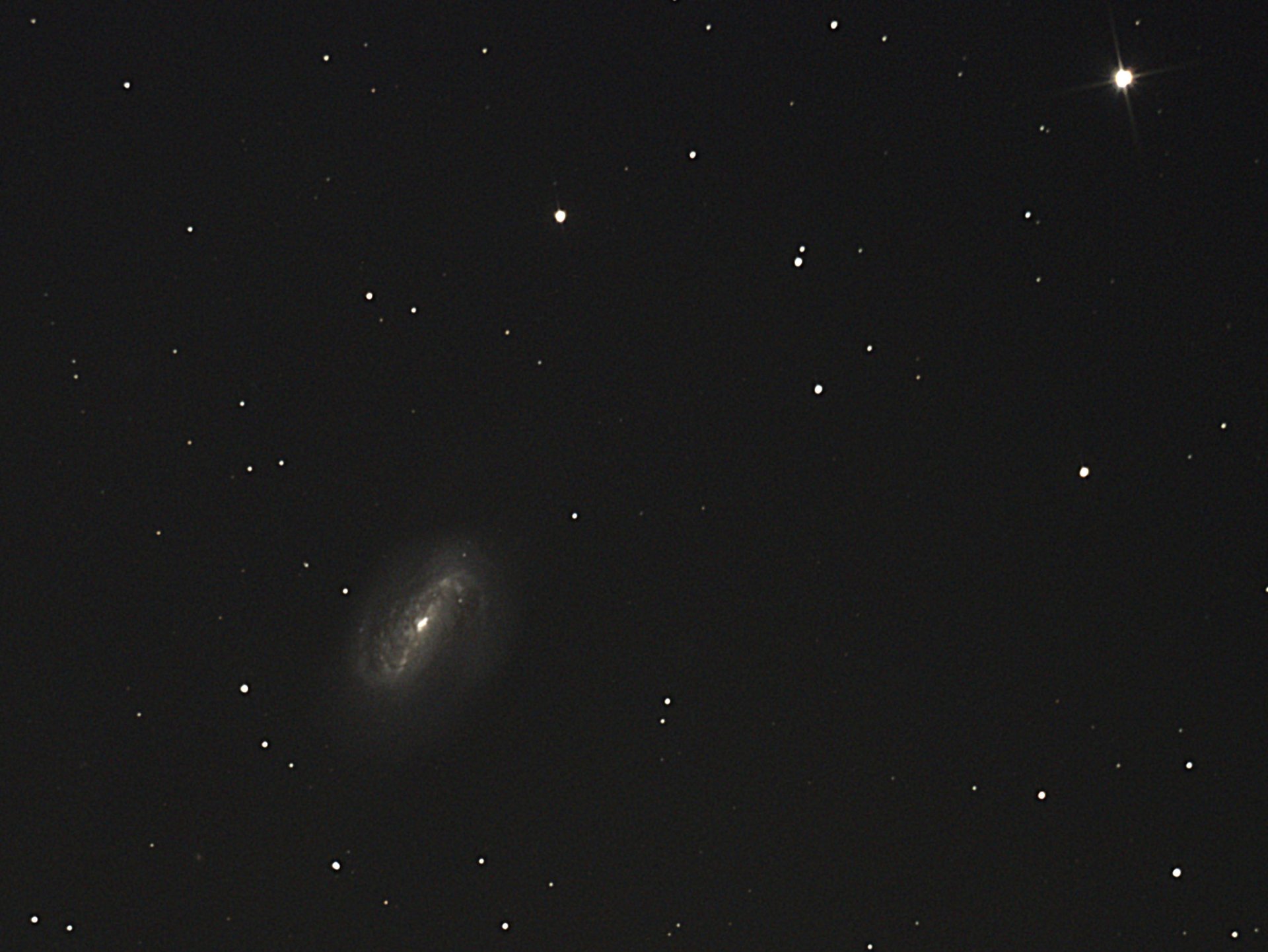 NGC-2903_Ausschnitt_Stack_111frames_888s_WithDisplayStretch.jpg