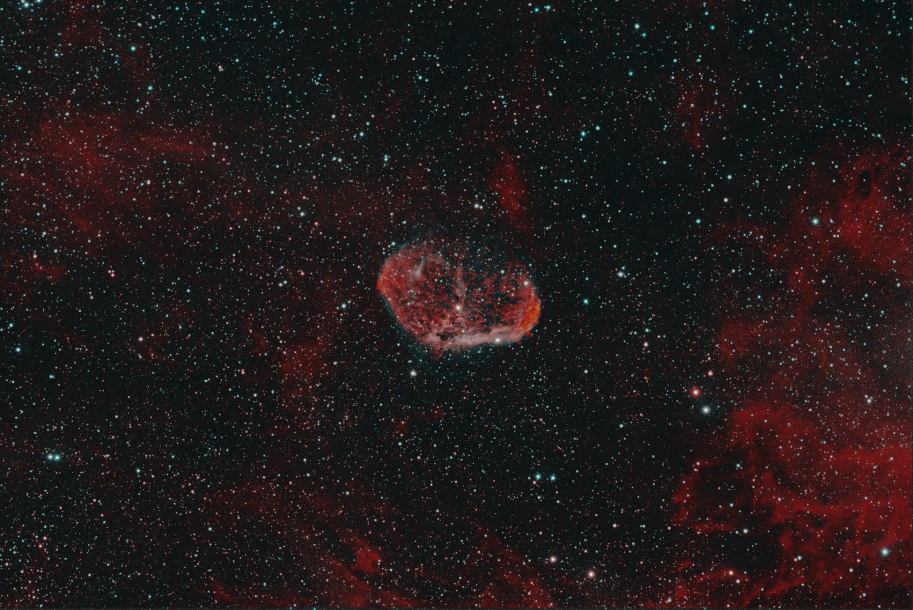 NGC6888_Crescent_HaO3O3_1920.jpg