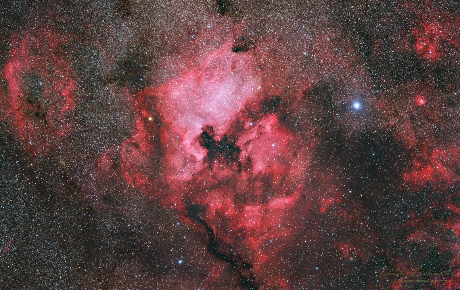NGC7000-IC5070_(Ha-R)-(OIII-GB)_klein.jpg