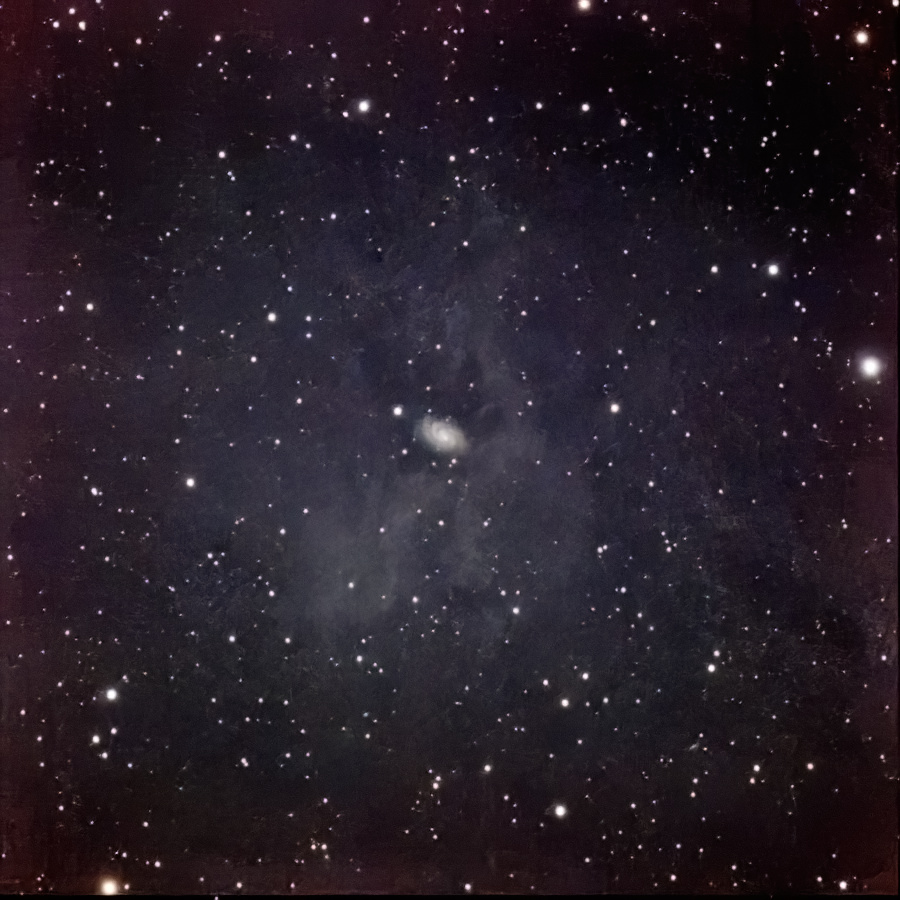NGC918-Apo102f4ASI676_29frames_928s_resized-1_gw-DeNoiseAI-severe-noise.jpg