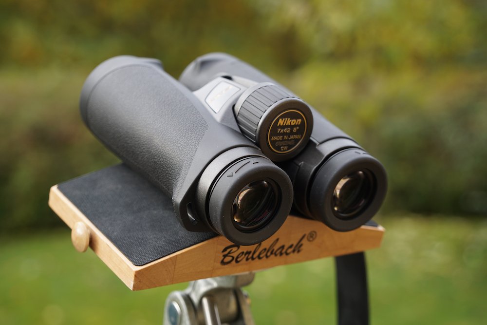 Nikon EDG 7x42 1.jpg