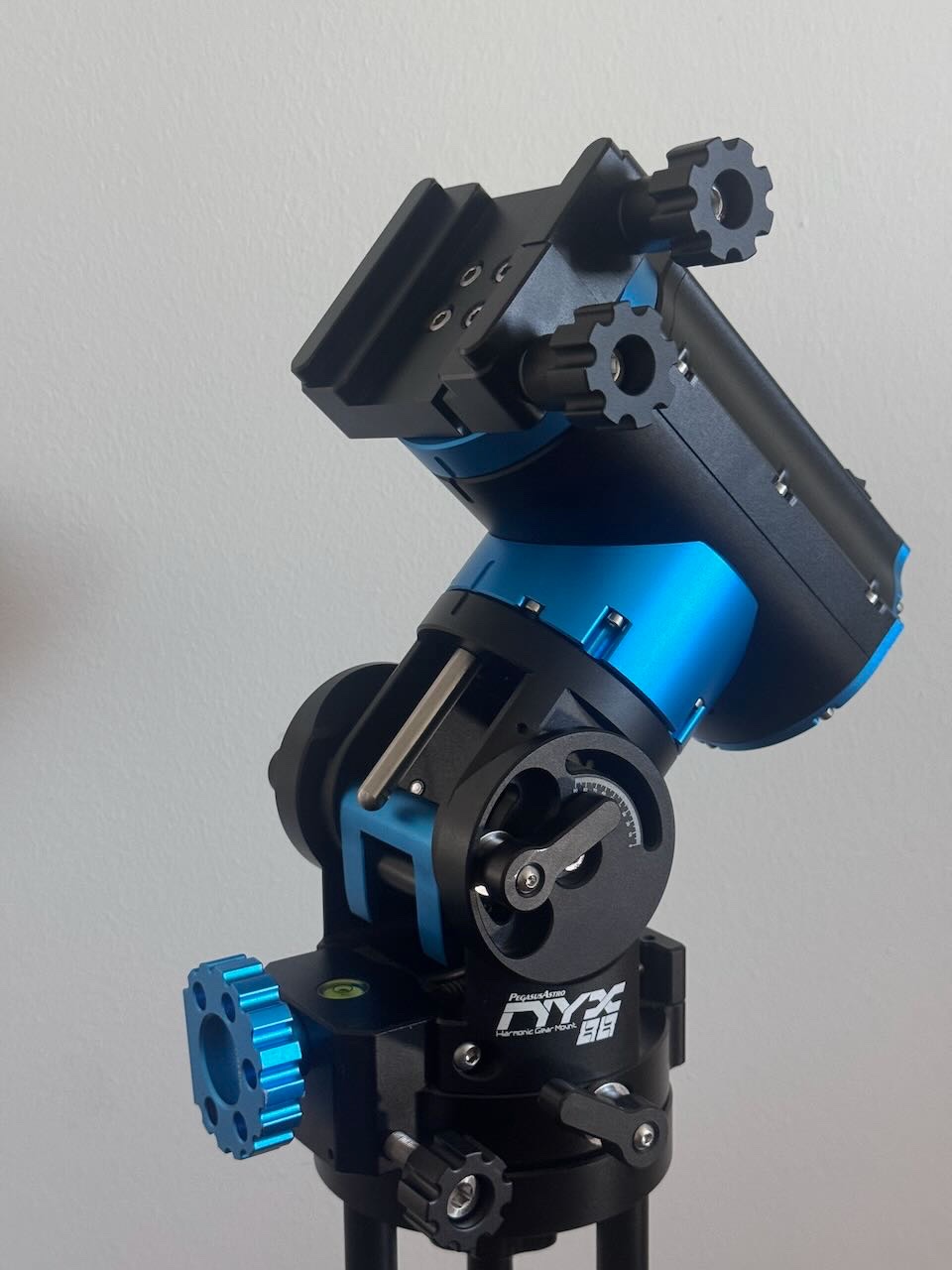 NYX88-02.jpg