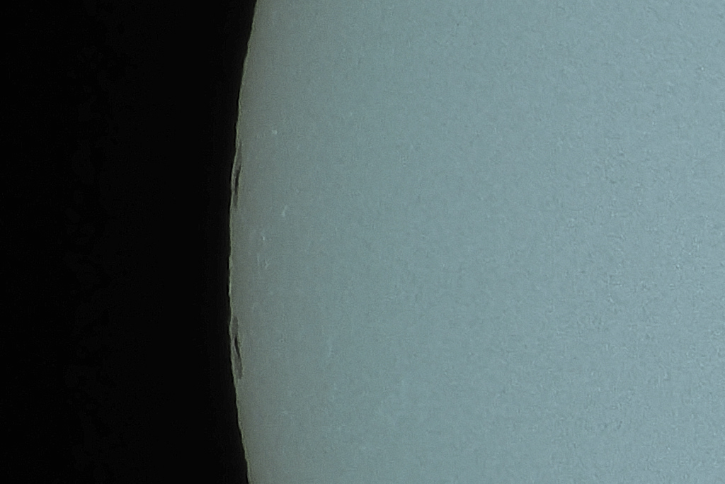 O1000013 1.jpg