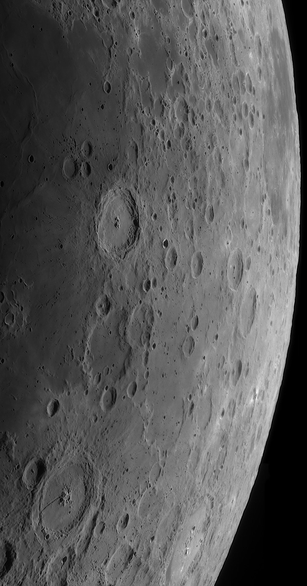 petavius_010525_205540mosaik1920.jpg