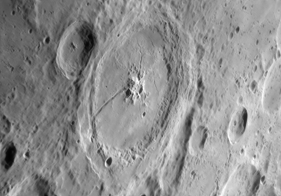 petavius_020425_212018c.jpg