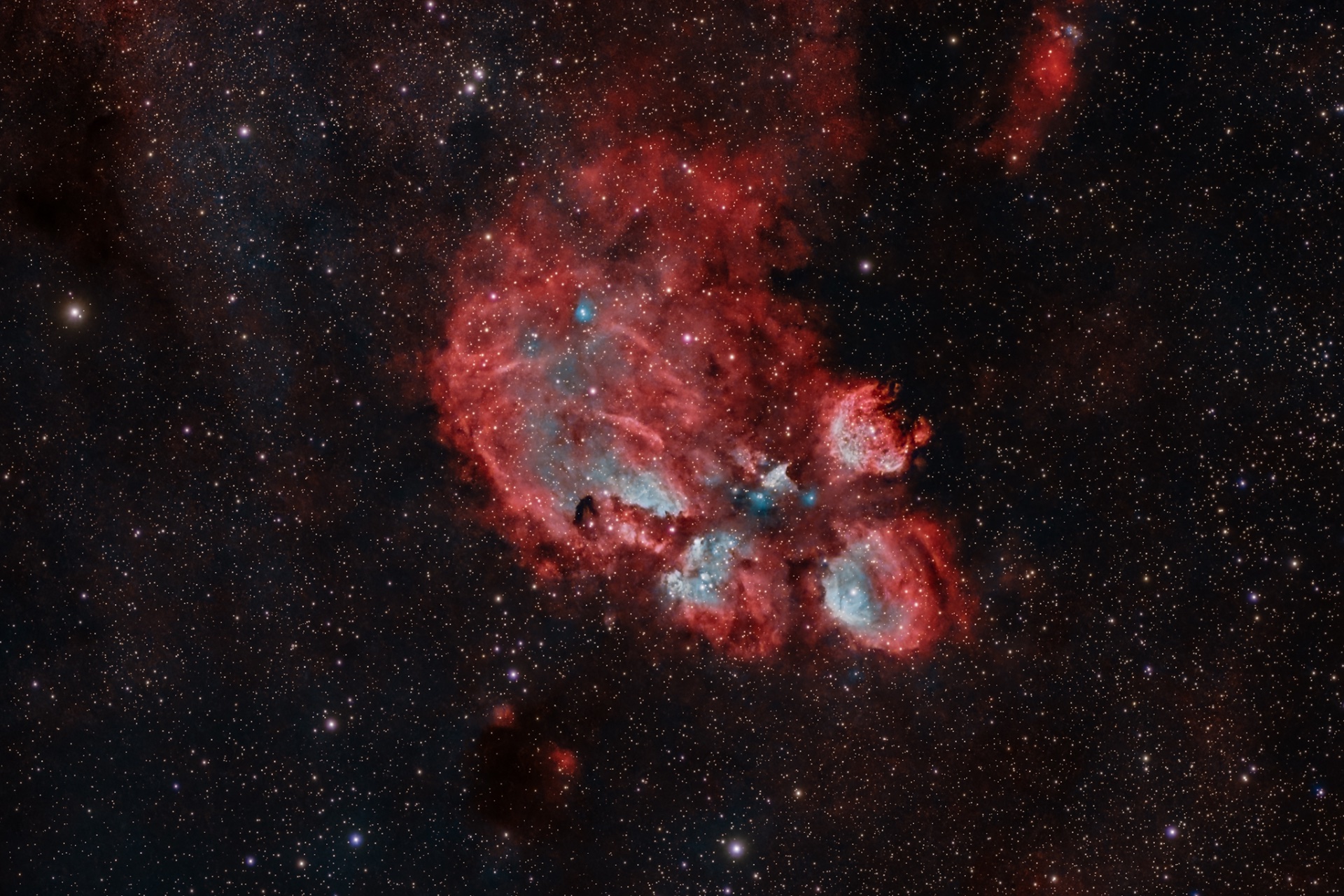 PfoteHubble2_Bochum30_S30_324x30s.jpeg