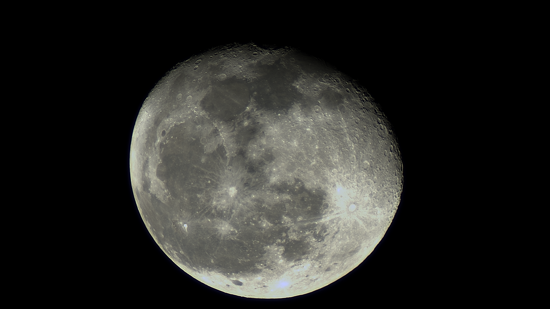 pix_Snapshot of Moon_00001 23_26_06_.png