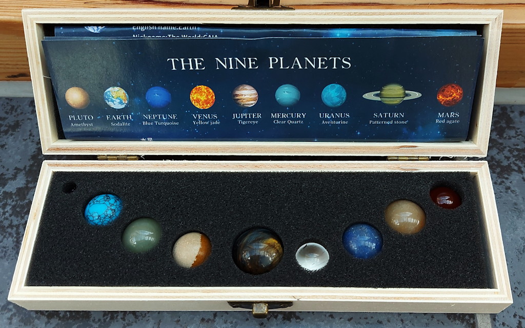 Planetenbox.jpg