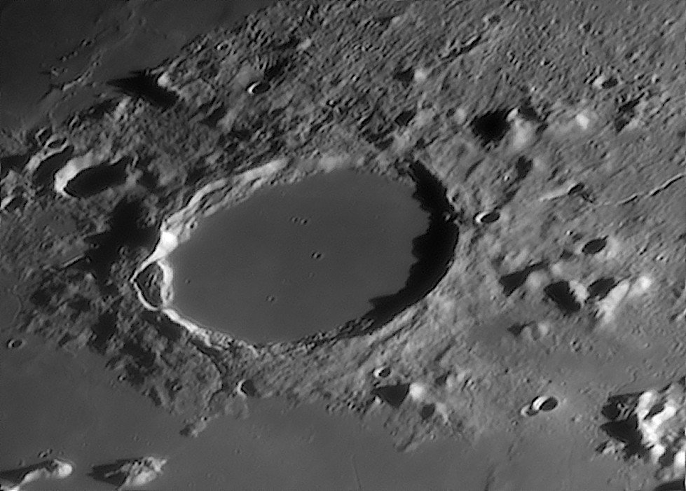 plato_060525_213256p120c.jpg