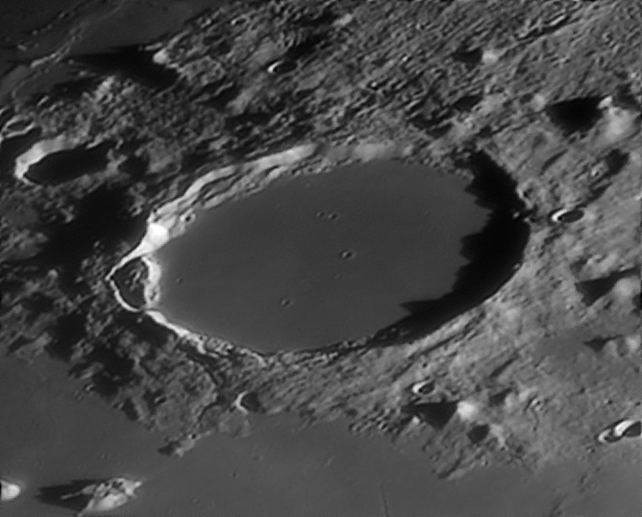 plato_080325_194332p150.jpg