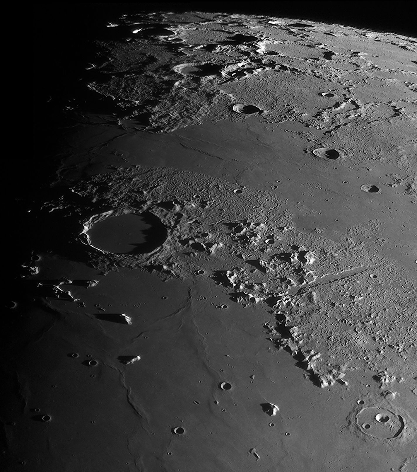 plato_090522_204411mosaikc.jpg
