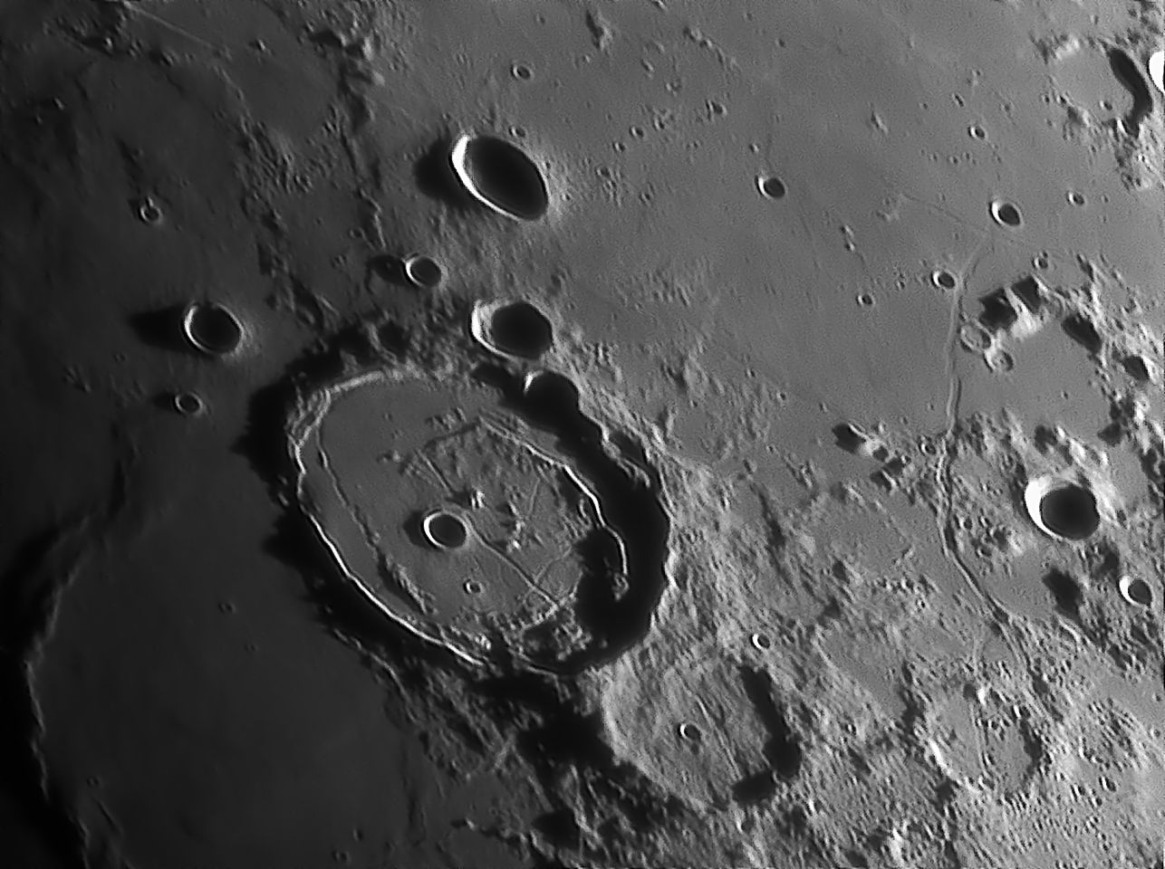 posidonius_130524_213015p120c.jpg