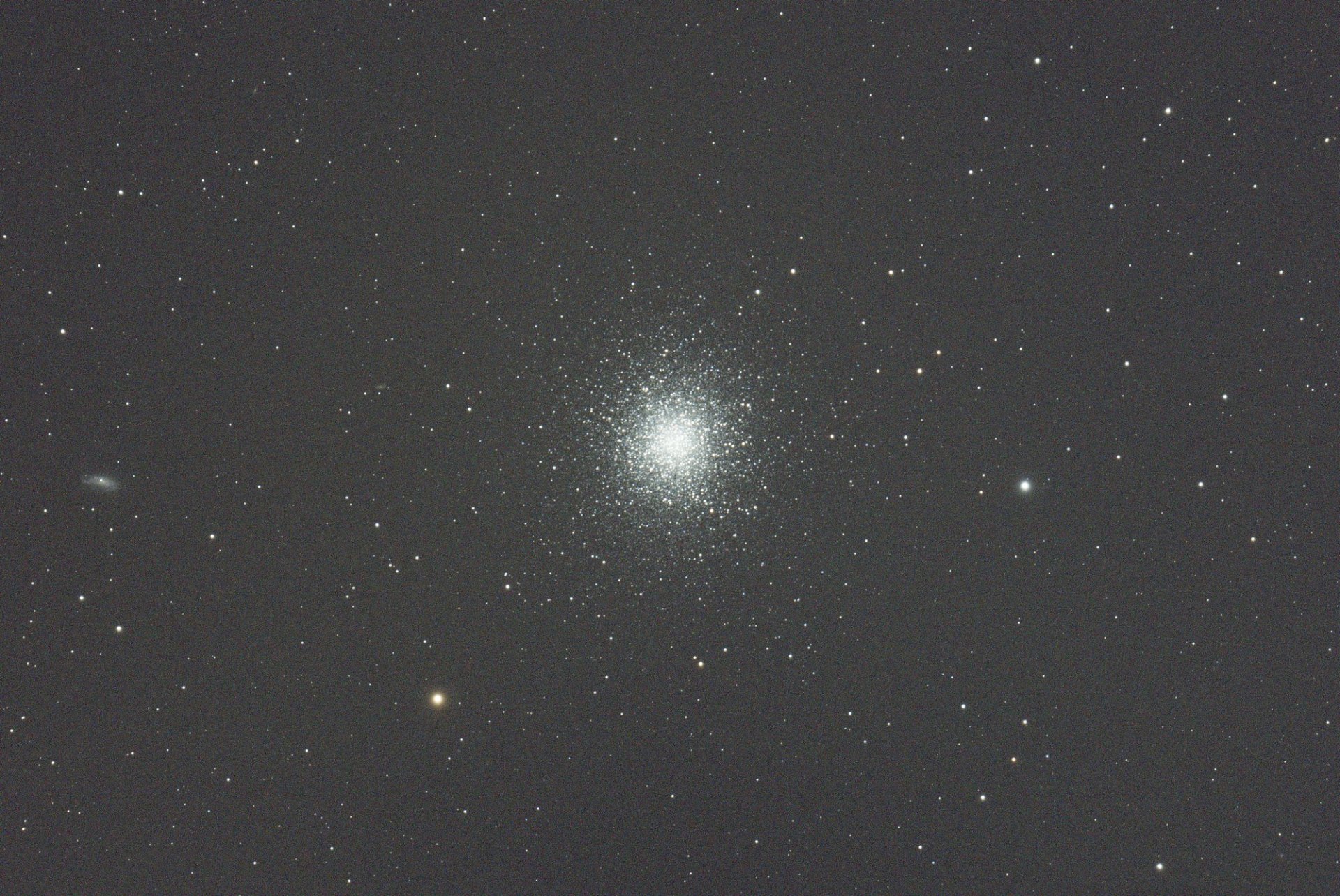 Preview_M13_180.0s_Bin1_2600MC_gain100_20220427-224528_17.1C_klein.jpg