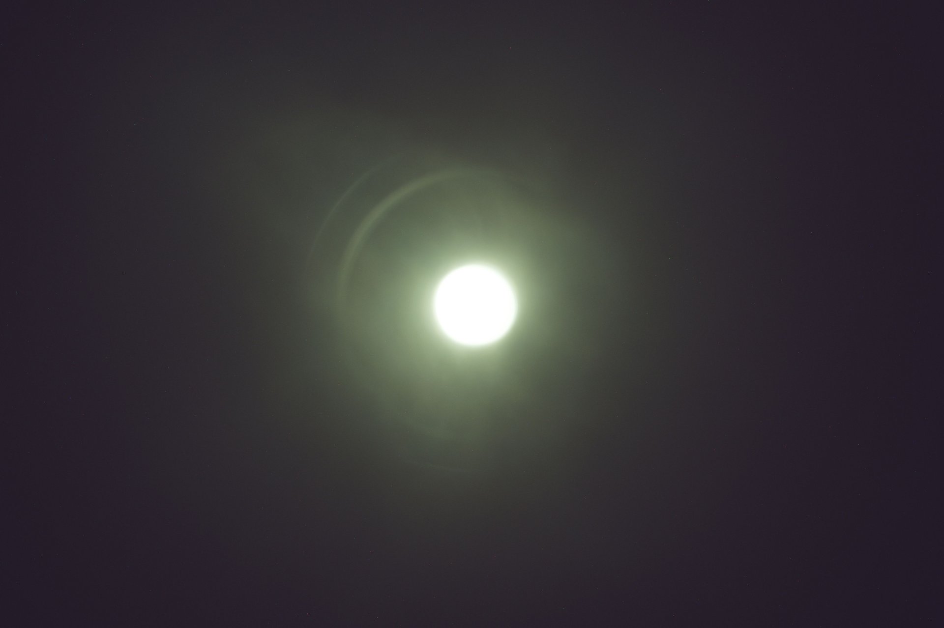Preview_SH2-140_30.0s_Bin1_2400MC_gain158_20240806-205108_25.6C.jpg