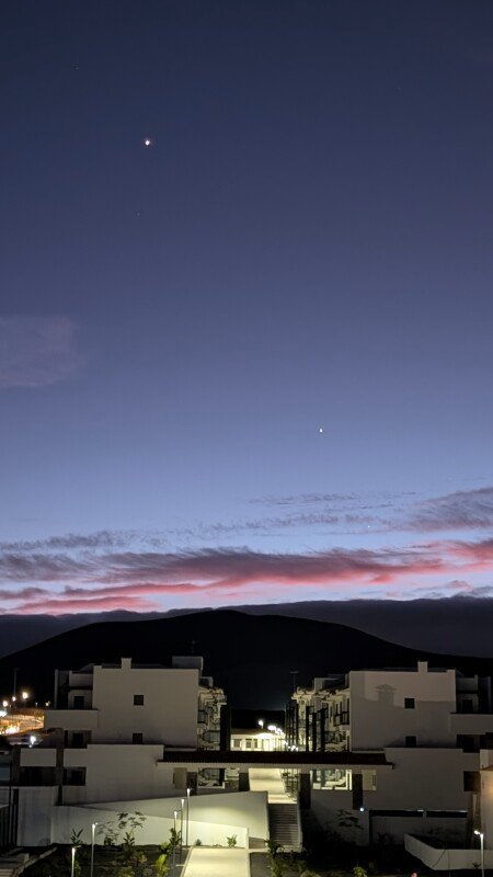 PXL_20260622_204457632.NIGHT_s.jpg