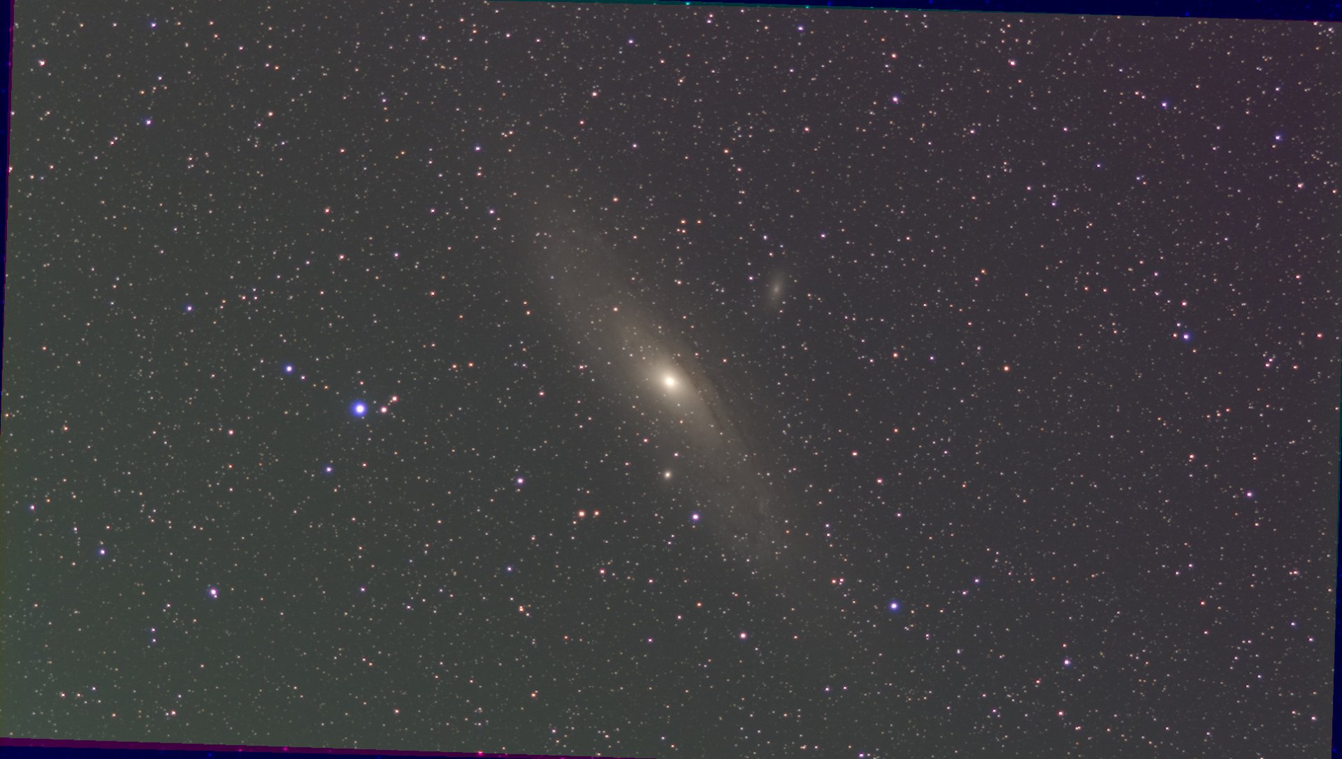RGB_neu_2galaxie.jpg