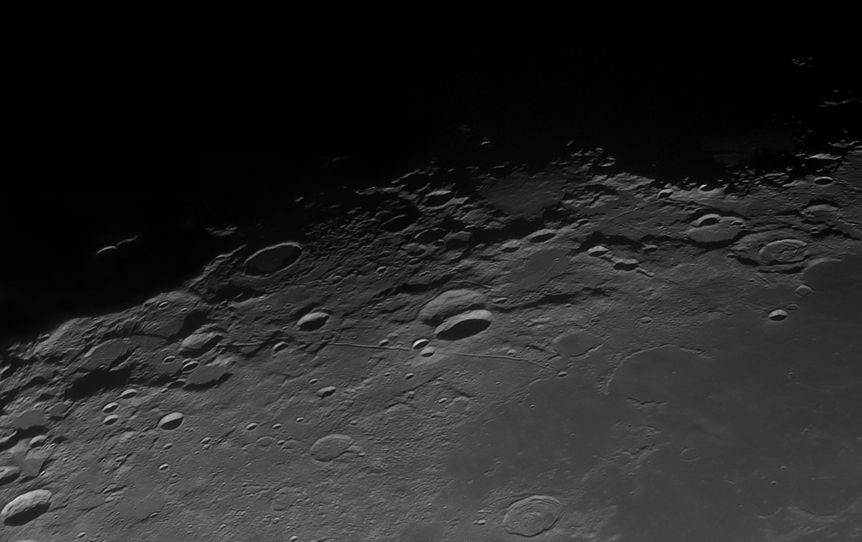rimae-sirsalis_150122_224819mosaik90c.jpg