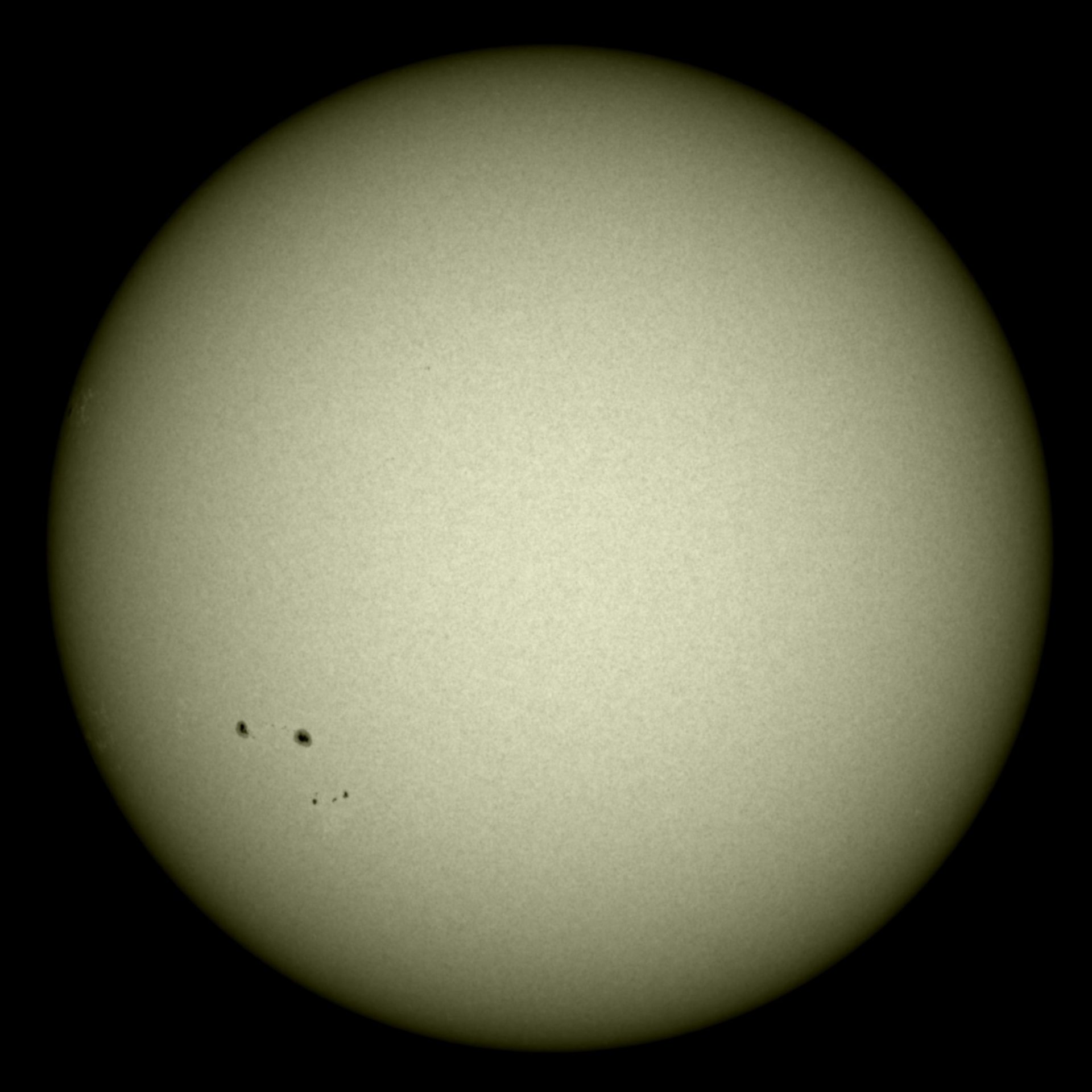 RS gamma08 hist35-160 HVrot WL 06_17_37Z_SUN 2021-06-27 0941UT HA AVI_lapl5_ap1234.jpg
