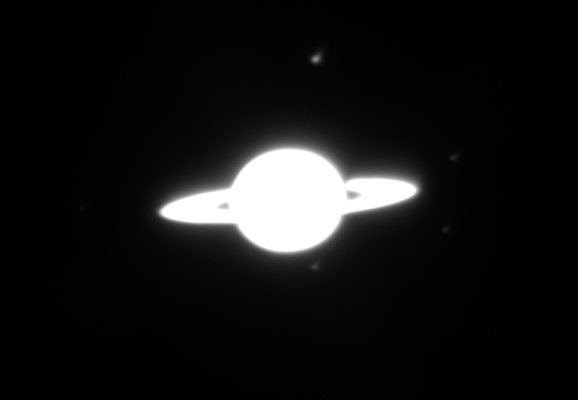 Saturn_070723_033641_mond-ani.gif