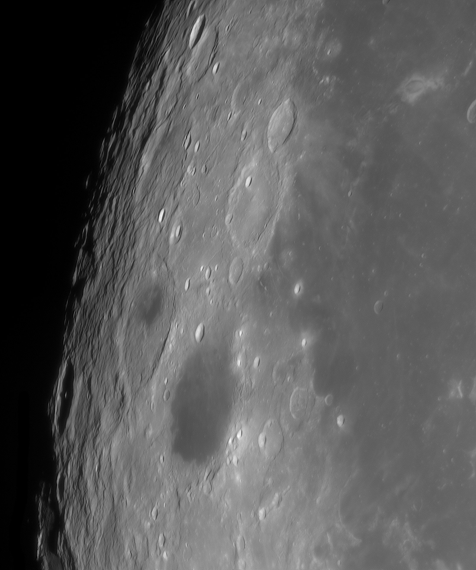 schluter_250926_234308_R_mosaik1920.jpg