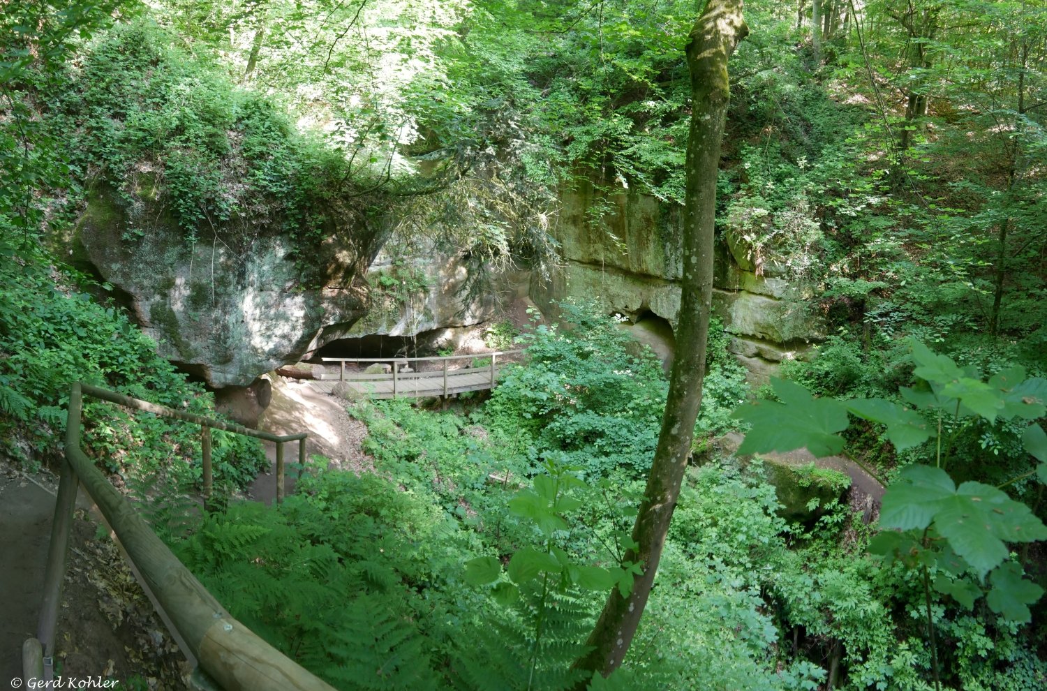 Schnittlinger-Loch-06.jpg