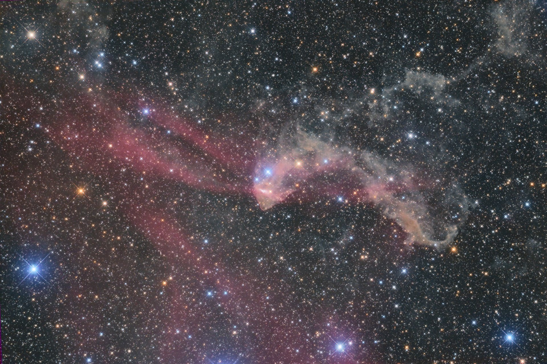 Sh2126_LRGB.jpg