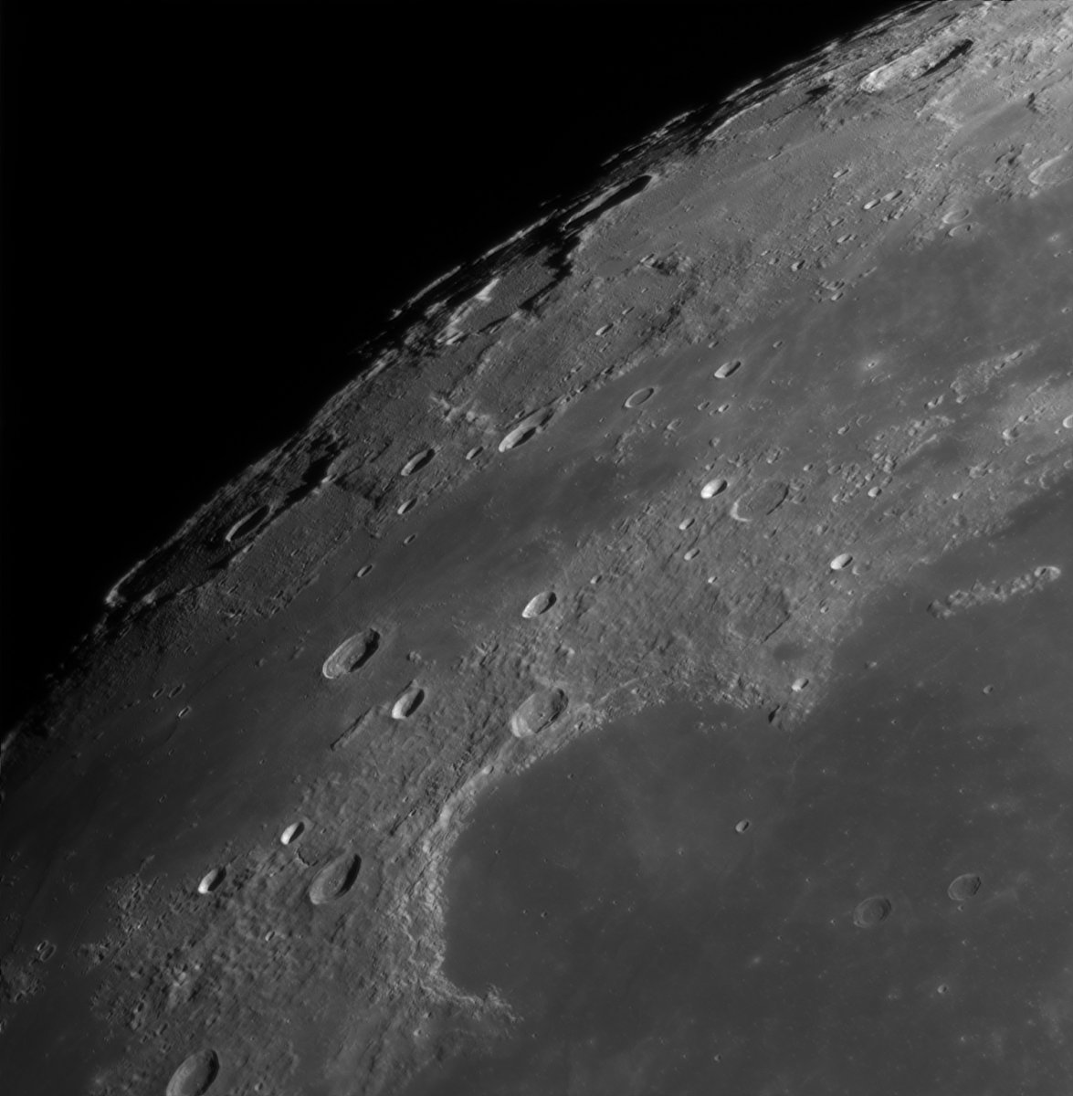 sinus iridum.jpg
