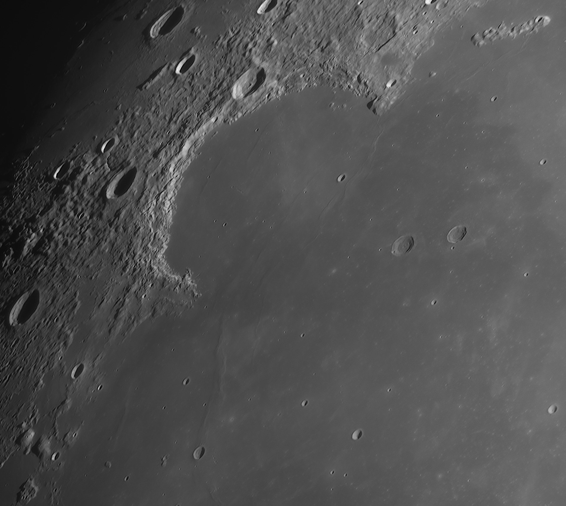 sinus-iridum_090425_213424mosaik1920c.jpg