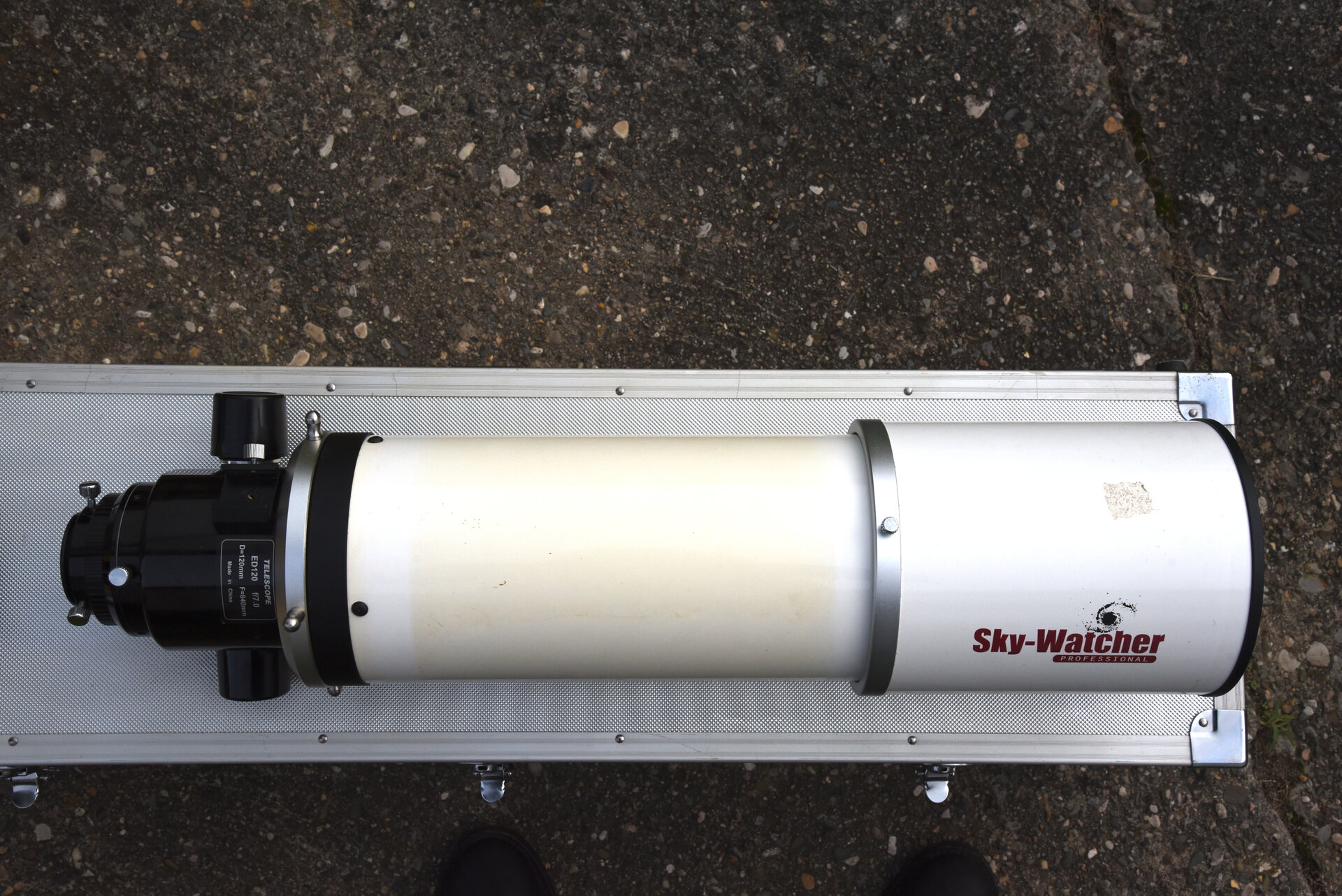 Skywatcher Esprit ED120 (1).JPG