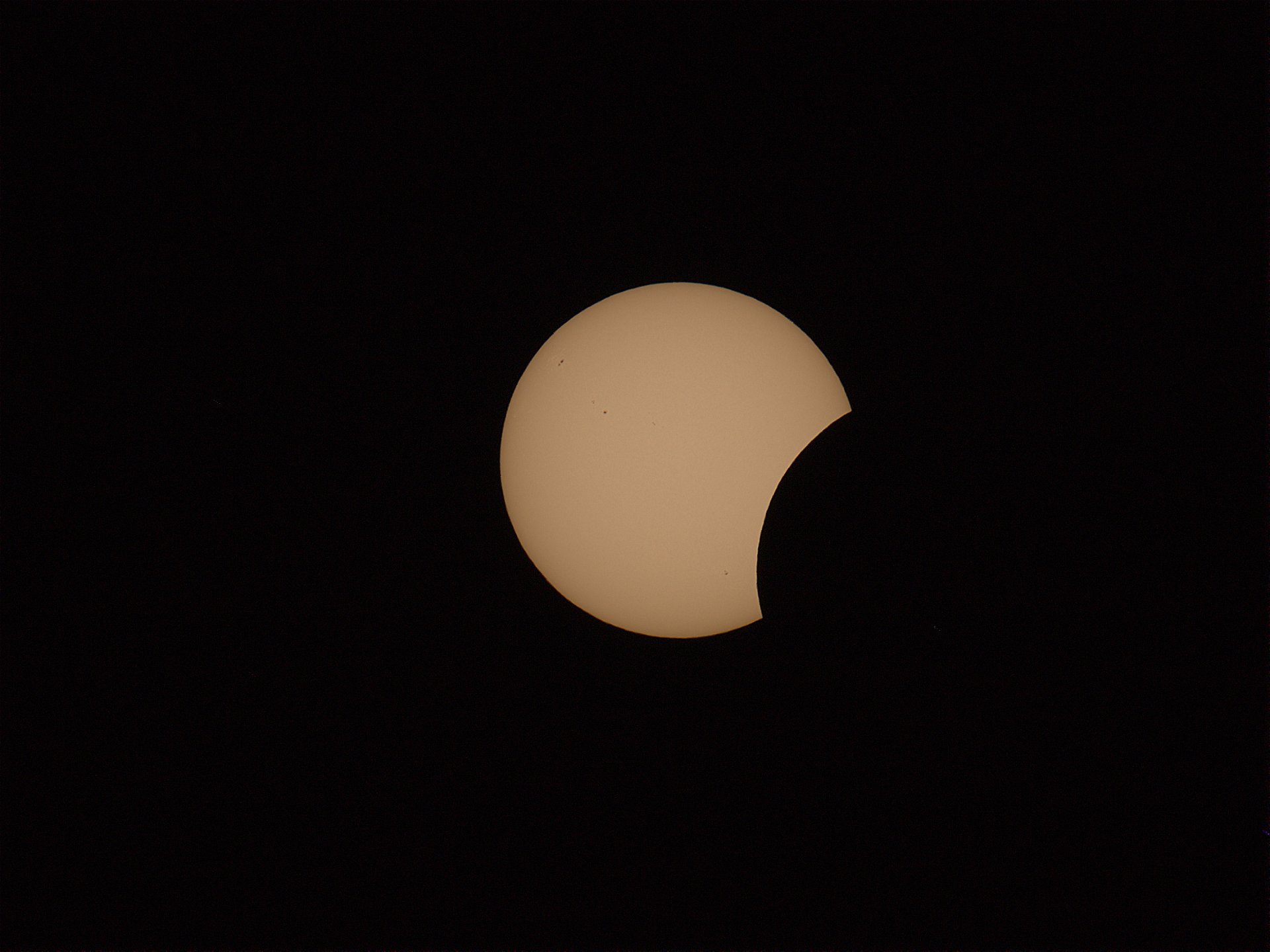 SoFi_Part_400mm_registax5.jpg