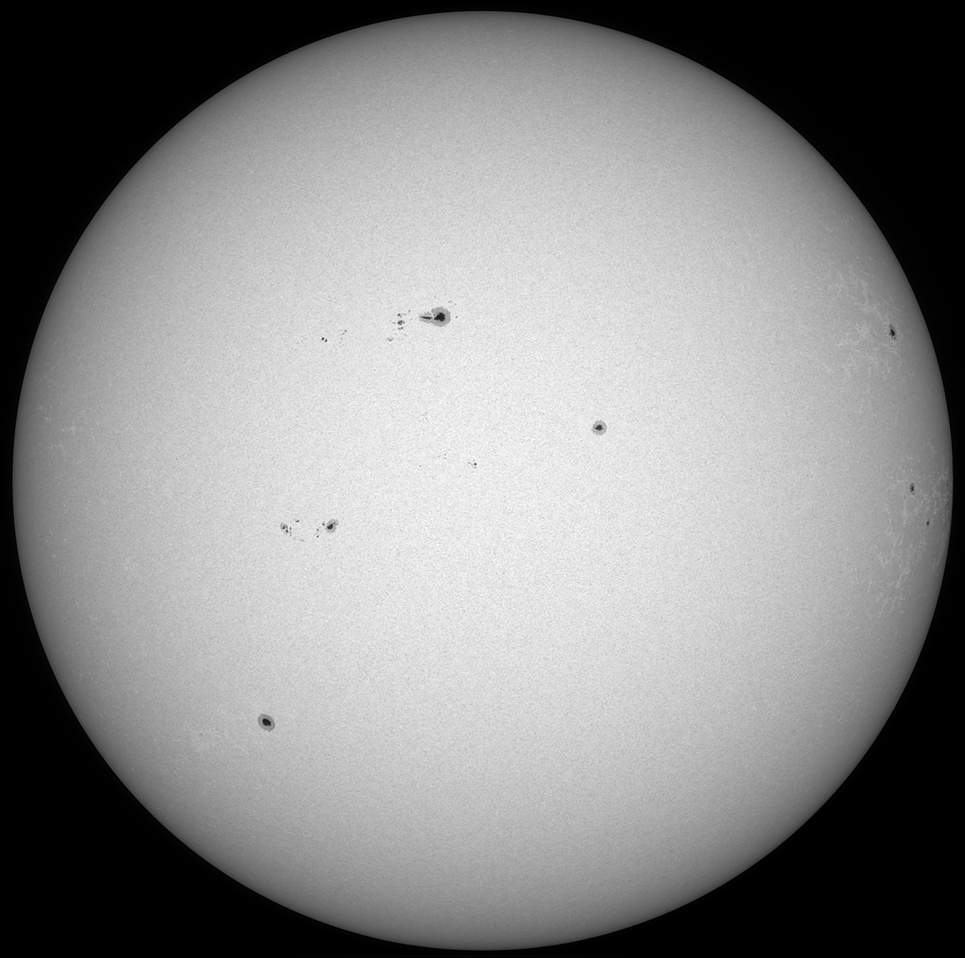 Sonne_050925_114945_B-400mm-p150c.jpg