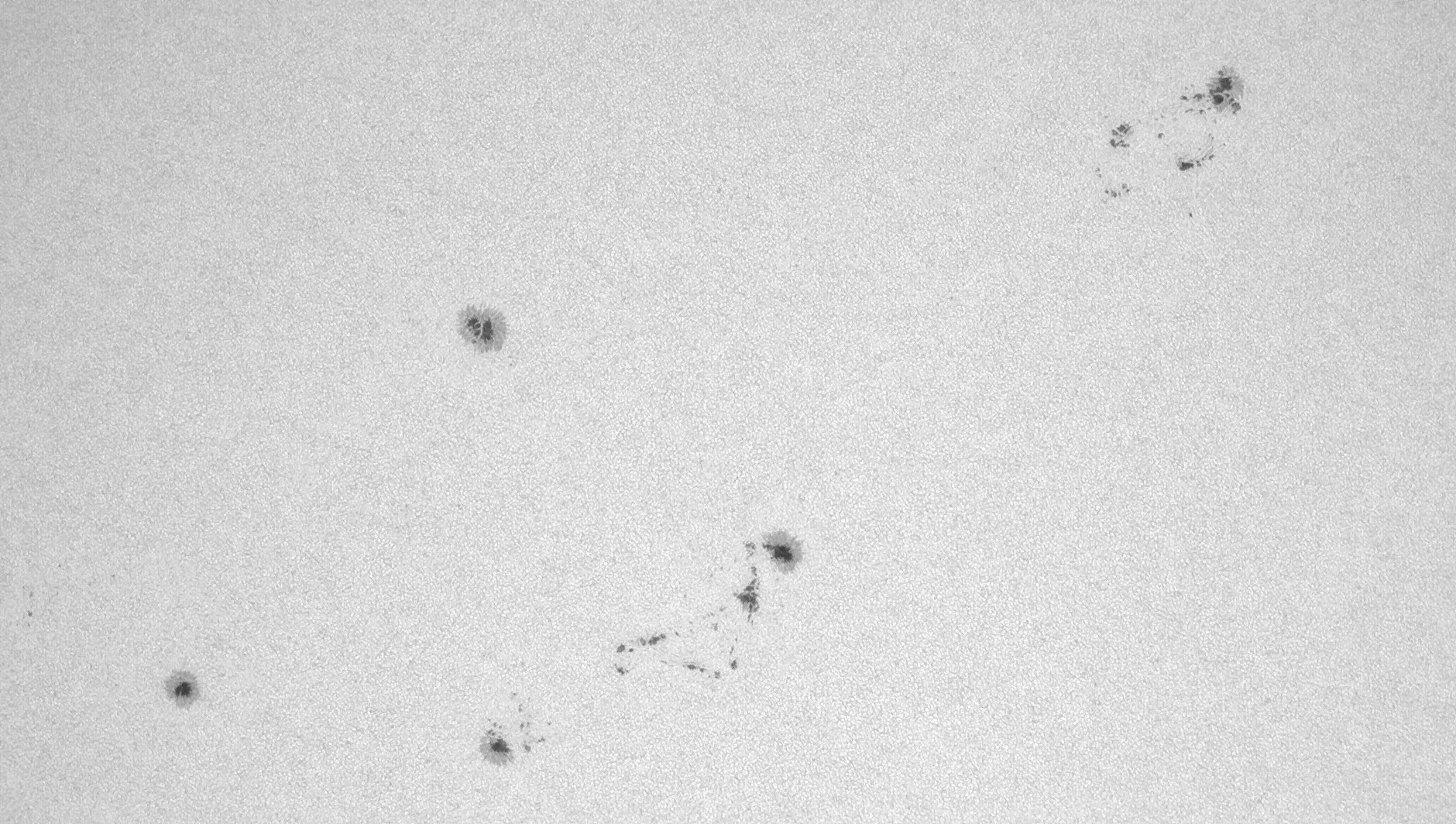 Sonne_100825_121406_Bc.jpg