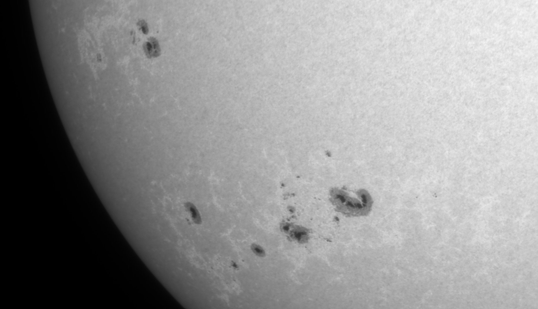 Sonne_270825_101843_UVc.jpg